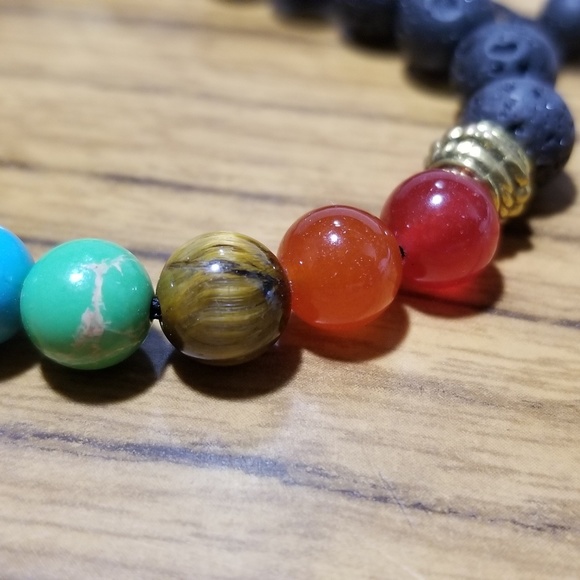 *Gold/Silver* 7 Charka Bracelet Lava Rock Bracelet - Picture 2 of 4